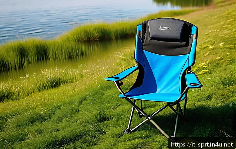 낚시 의자 경량 제품 추천 - A lightweight fishing chair made of carbon fiber frame with water-repellent polyester fabric, featur...